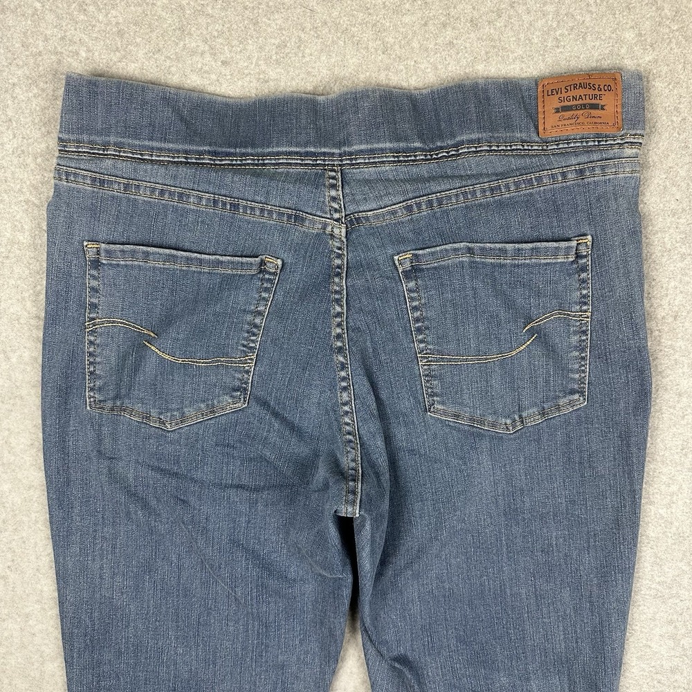 Levi Strauss Signature Gold Women's Totally Shaping Pull On Capri Size 14 - Picture 6 of 10